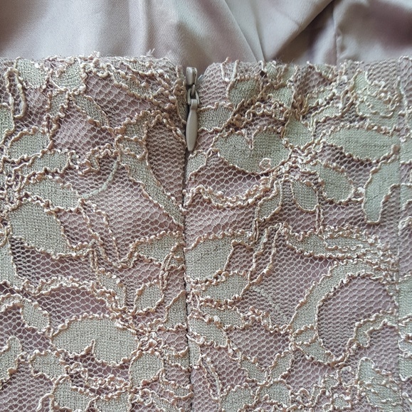 💎 Peplum Lace Top 💎 - Picture 4 of 7